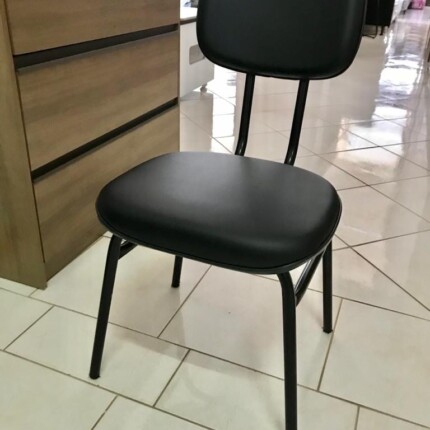 Cadeira Fixa Secretária em Couro Eco Preto (1118) - Imagem 3