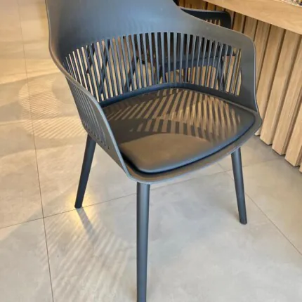 Cadeira Montreal Preto com assento Estofado (1083) - Imagem 5