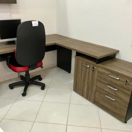 Mesa de Escritório Canto 1,50m x 1,95m FLEX Yaris (6100-4249) - Imagem 3