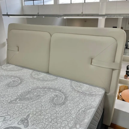 Cabeceira Queen 1,74m Malibu em Couro Ecologico (1067)