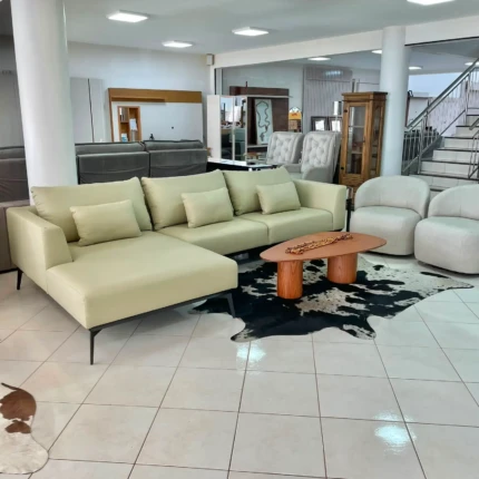 Sofa Couro Legitimo 3,06m com Chaisse Palace (5119)