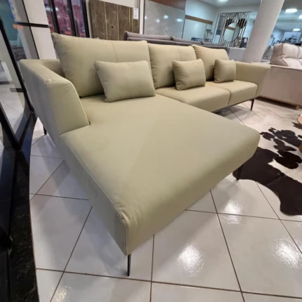 Sofá Couro Legitimo 3,06m com Chaisse Palace (5119) - Imagem 6