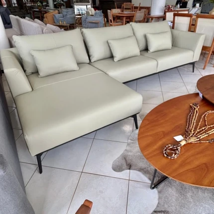 Sofá Couro Legitimo 3,06m com Chaisse Palace (5119) - Imagem 4