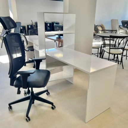 Mesa Escritório 1,24m NT2105 Branco com Prateleiras (1312)