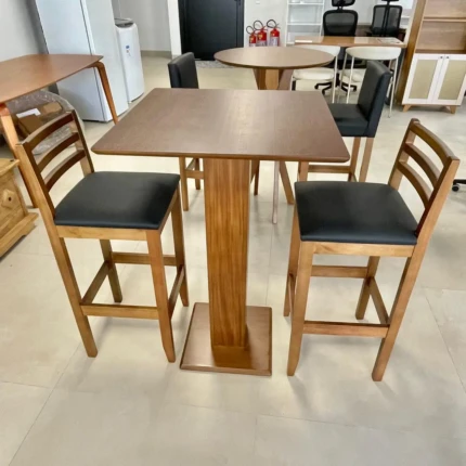 Kit Mesa Bistrô com 2 Banquetas em Madeira Edy (1427-1763) - Imagem 1