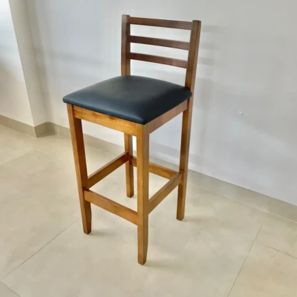 Kit Mesa Bistrô com 2 Banquetas em Madeira Edy (1427-1763) - Imagem 2