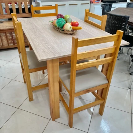 Mesa 1,20m Mel (1605) com 04 Cadeiras em Madeira Pop (1418) - Imagem 3