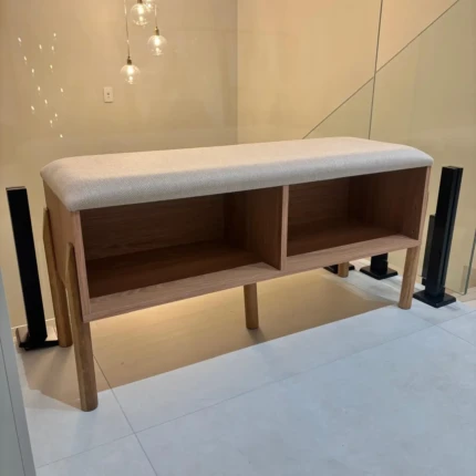 Sapateira Banco Pés de Madeira Oslo 93cm (5503)