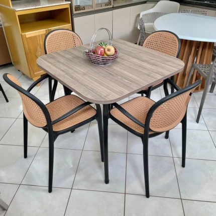 Mesa Quadrada 90cm (3916) com 04 Cadeiras Portofino Roma Preto (3462)