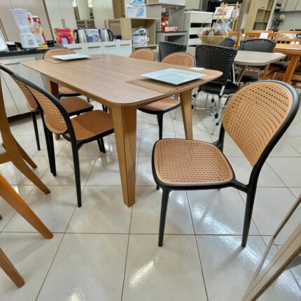 Mesa 1,60m TM79 Freijo (5833) com 6 Cadeiras Positano (4227) - Imagem 2