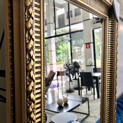 Espelho 1,73m x 73cm com Moldura Clássica Dourado (70) - Imagem 4