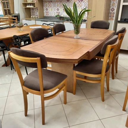 Mesa Extensivel Lorena (5067) com 6 Cadeiras Mayra Tecido Marrom Escuro (1491)