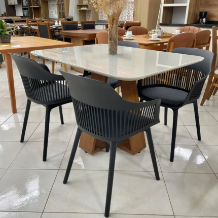 Mesa 1,20 Celeste com Vidro Off White (464) com 04 Cadeiras Montreal (1083)