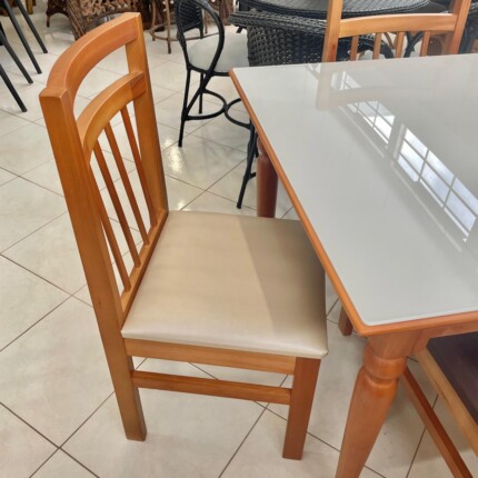Mesa 1,60m com Vidro Off White (2973) com 6 Cadeiras Paris (234) - Imagem 2