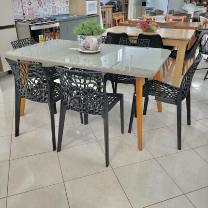 Mesa Rafaela com Vidro (5501) com 06 Cadeiras Gruvyer 184kg Preto (6836)