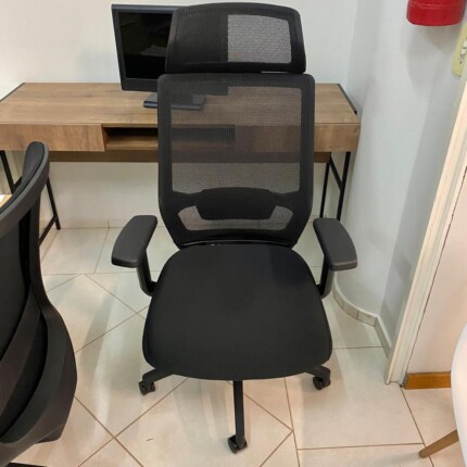 Cadeira Giratoria Presidente TOP Genebra (2372) - Image 1