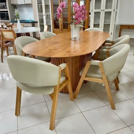 Mesa Oval 2,20m Ripada Cinamomo (2729) com 6 Cadeiras Dora Corino Bege (5570)