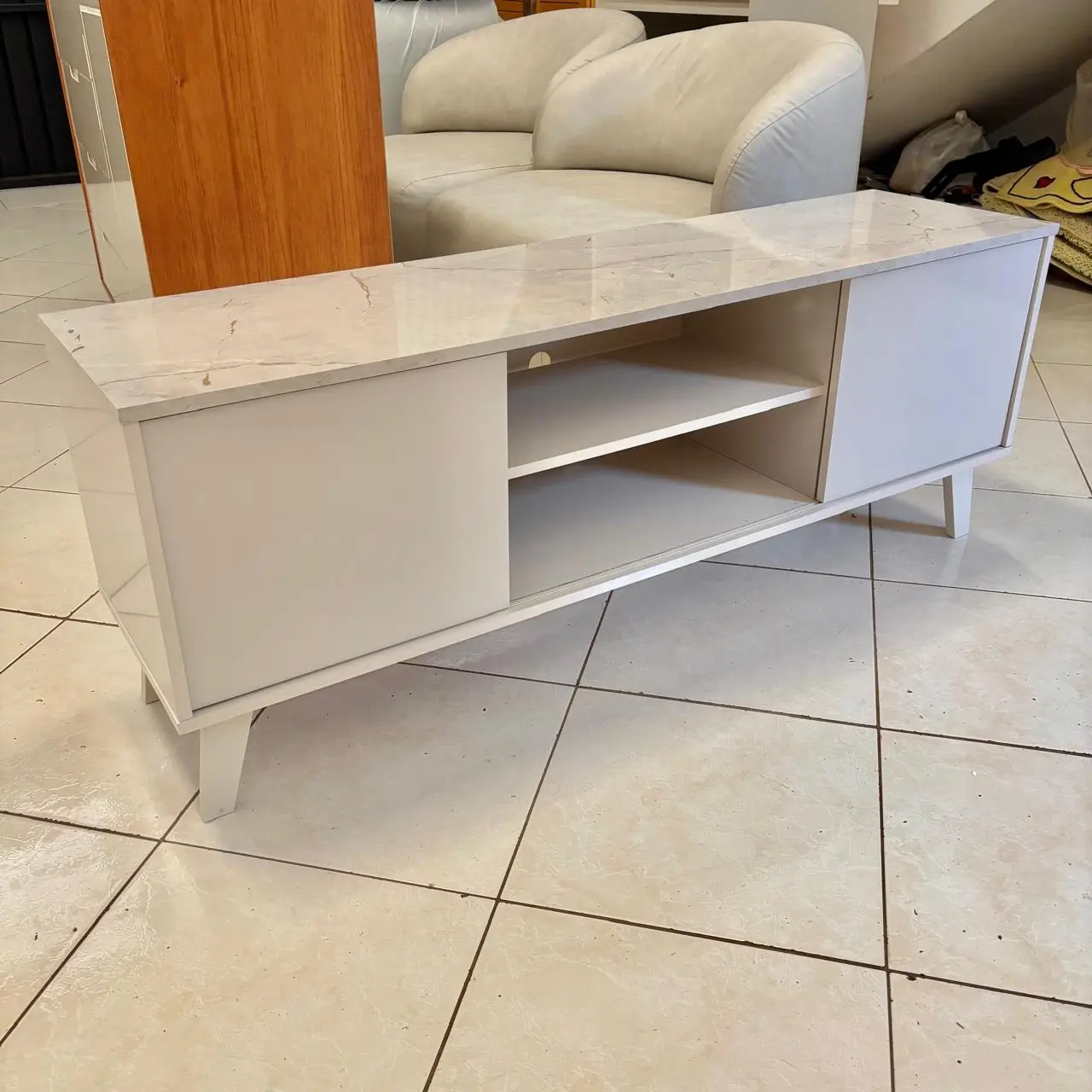 Rack 1,36m Lisboa Calacata/Off White (1240) - Bella Casa de Realeza PR