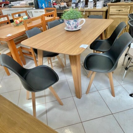 Mesa 1,60m TM79 Freijo (5833) com 6 Cadeira Siena Cinza (3999) - Imagem 2