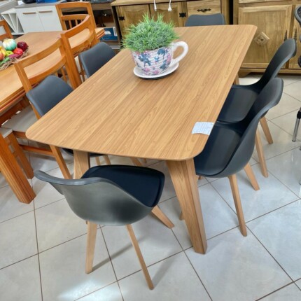 Mesa 1,60m TM79 Freijo (5833) com 6 Cadeira Siena Cinza (3999) - Imagem 3