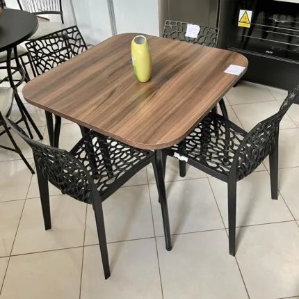 Mesa Quadrada 90cm (3916) com Cadeiras Gruvyer 184kg (6836) - Imagem 1