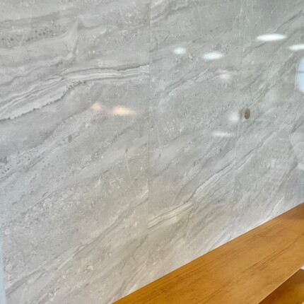 Painel 1,90m Piso/Teto Hit Quartzo com Led (5471) - Image 7