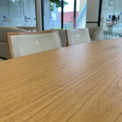 Mesa Organica 2,00m (2652) com 6 Cadeiras Romana em Tela (4130) - Imagem 7