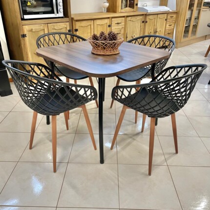 Mesa Quadrada 90cm (3916) com 4 Cadeiras Monaco Preto (5767)