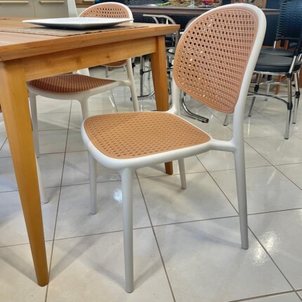 Mesa 1,20m California (308) com 4 Cadeiras Positano Nude (5664) - Imagem 5