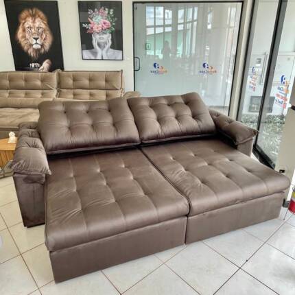 Sofa 2,50m Ferrero com Braços Almofadado Veludo Marrom (3668) - Imagem 4