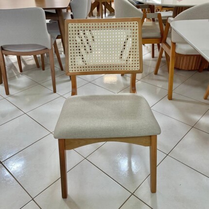 Mesa Dala 1,80m vidro Off White (4342) com 6 Cadeiras Romana em Tela Natural (2217) - Imagem 5