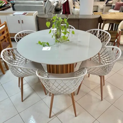 Mesa Redonda 1,36m com Vidro (2906) com 6 Cadeiras Monaco Nude (2340) - Imagem 1