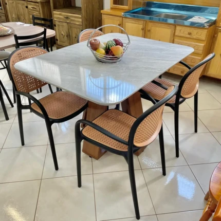 Mesa 1,20m Tampo Quartzo (3198) com 04 Cadeiras Portofino Roma Preto (3462) - Imagem 3