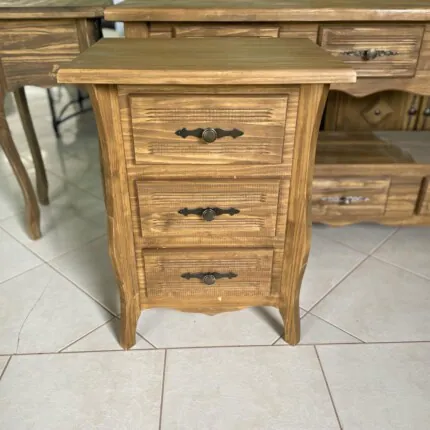 Mesa de Cabeceira Rustico 3 Gavetas em Madeira Mini Comoda (1404) - Image 2
