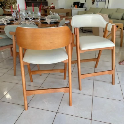 Kit Mesa Bistro com 4 Banquetas Olive em Couro Bege (5582-109) - Imagem 4