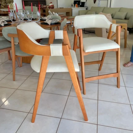 Kit Mesa Bistro com 4 Banquetas Olive em Couro Bege (5582-109) - Imagem 3