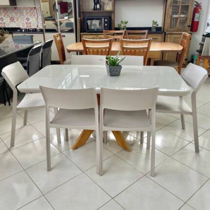 Mesa 1,55m com Vidro (137) com 6 Cadeiras Mykonos Fendi (6532) - Imagem 4