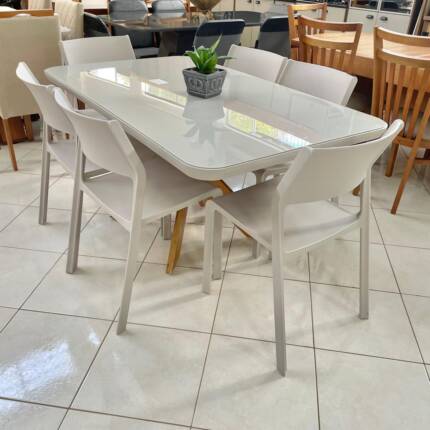 Mesa 1,55m com Vidro (137) com 6 Cadeiras Mykonos Fendi (6532) - Imagem 3