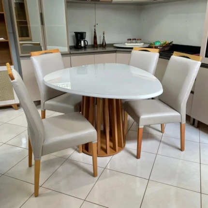 Mesa Organica Ripada com Vidro Off White (4678) com 4 Cadeiras Betina tecido Impermeavel (3884)