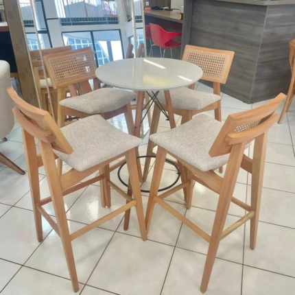 Kit Mesa Bistro e 4 Banquetas Madri em Tela Natural (5582-5283) - Imagem 3