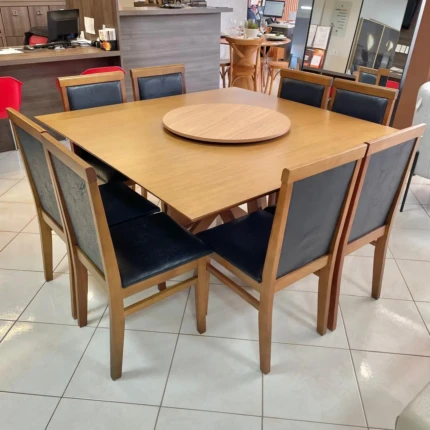 Mesa Madri 1,50m com Disco Giratório (4904) com 8 Cadeiras Karol (2690)