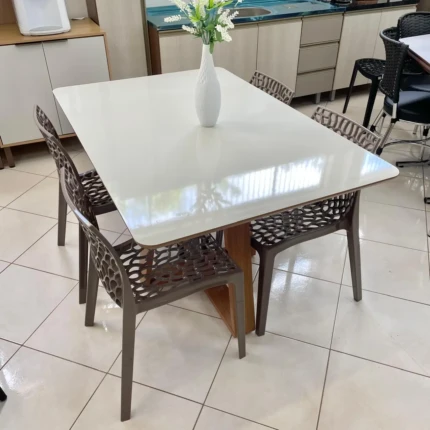 Mesa 1,35m Freijo (2213) com 4 Cadeira Gruvyer Fendi (5405) - Imagem 3