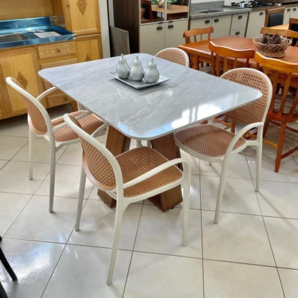 Mesa 1,20m Tampo Quartzo (3198) com 4 Cadeiras Positano Nude (3877) - Imagem 3