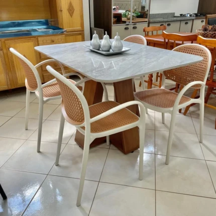 Mesa 1,20m Tampo Quartzo (3198) com 4 Cadeiras Positano Nude (3877)