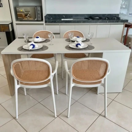 Bancada 1,85m com 2 Portas (5077) com 04 Cadeiras com Braço Nude (3877)