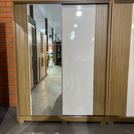 Roupeiro 1,75m 2 Portas Deslizantes Toronto com Espelho (4500)