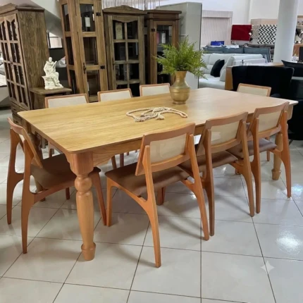 Mesa 2,20m Atlanta Amendoada (4705) com 8 Cadeiras Romana em Tela (5051)