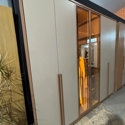 Roupeiro 2,40m Atacama com LED e Vidro Reflecta (4280) - Imagem 3
