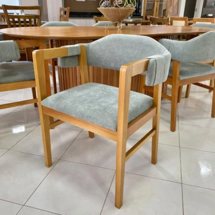 Mesa Oval 2,20m Ripada Cinamomo (2729) com 6 Cadeiras Vera com Braço (2914) - Imagem 4